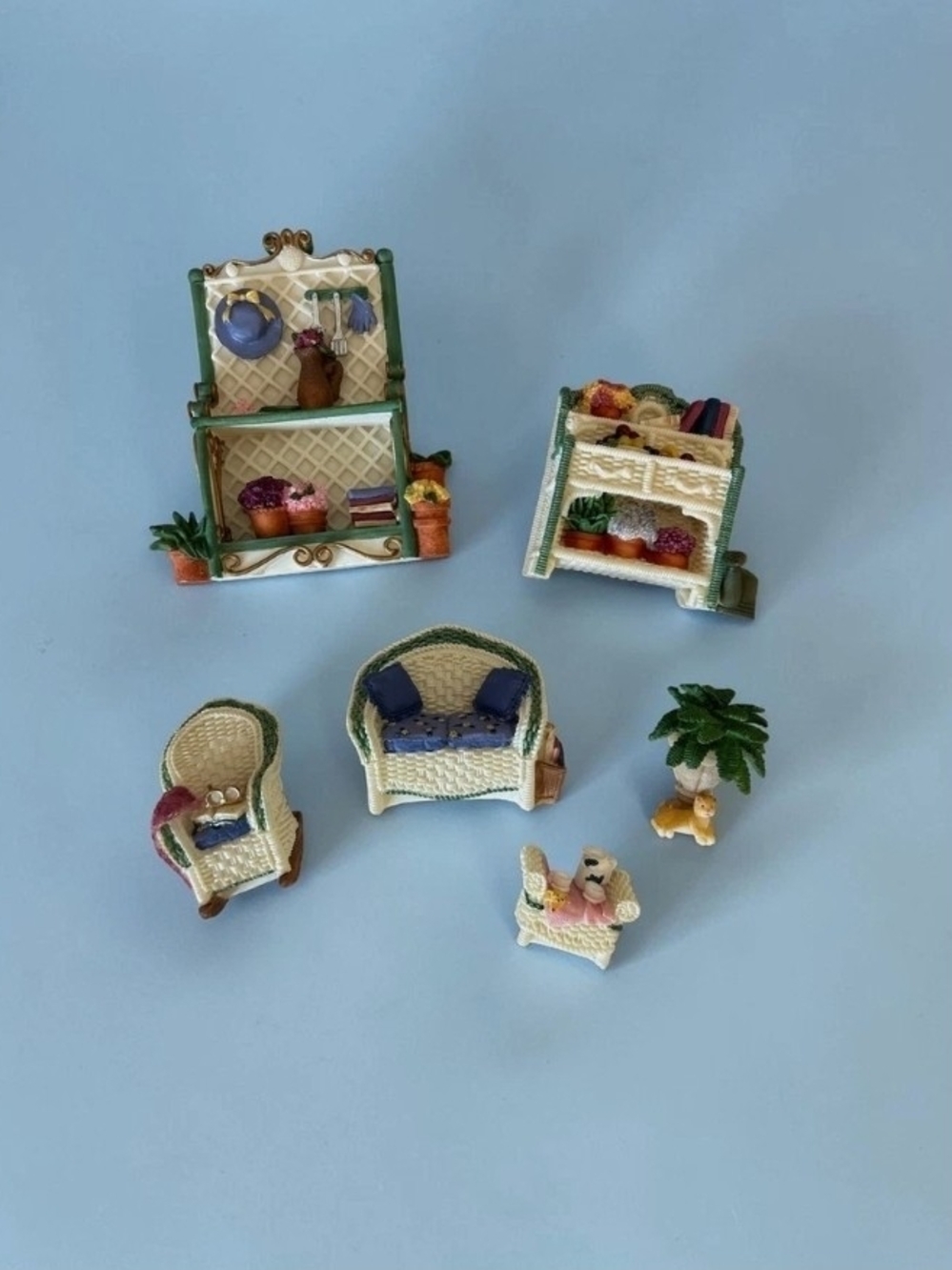 Miniature Wicker Home Decor Set in Cream and Green